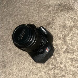 Canon EOS Rebel T6 in Black